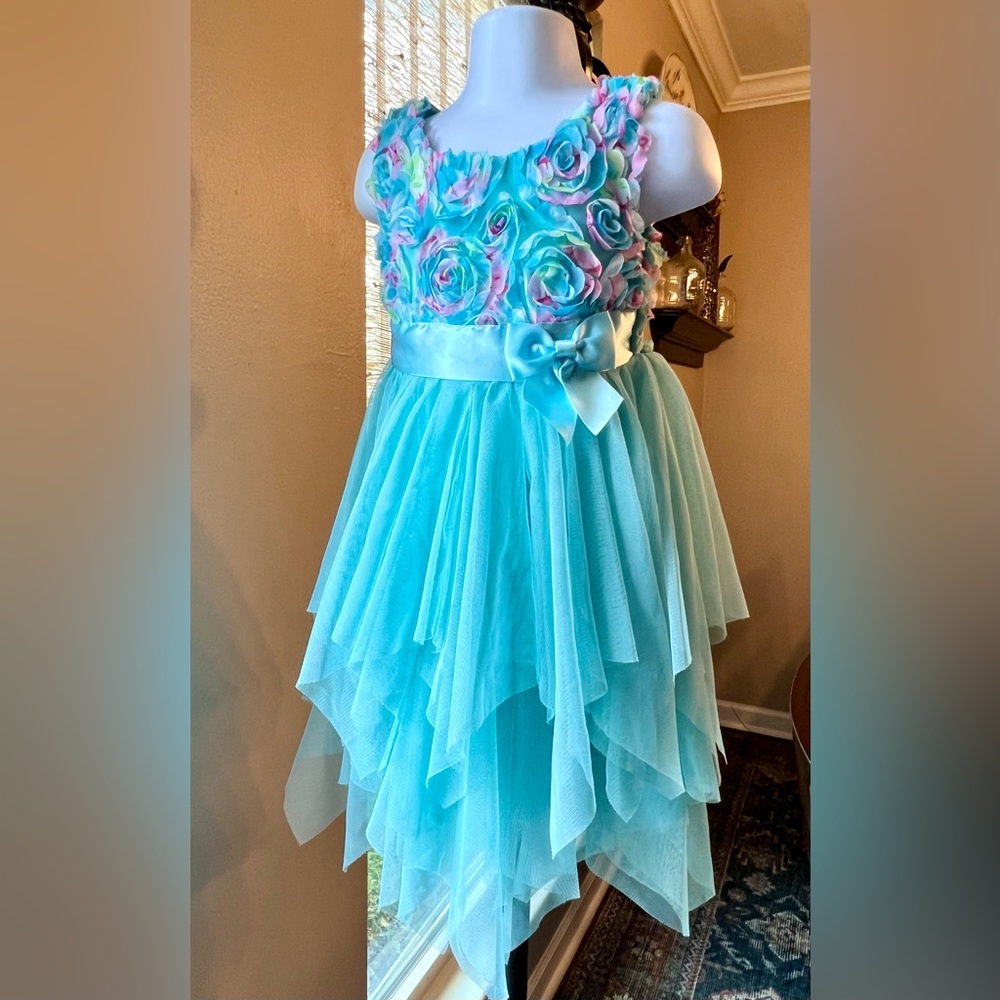 Girl’s Twirl Dress. 3T.